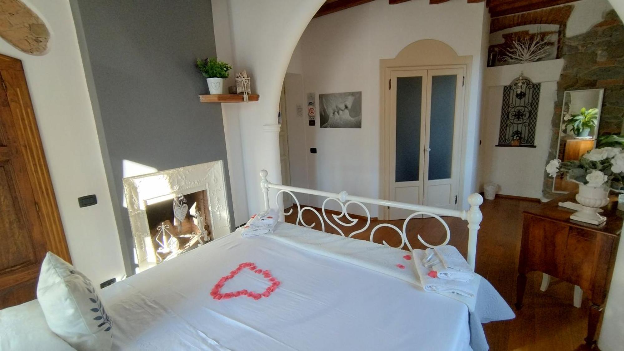 Jasmine Cottage Luni Екстер'єр фото